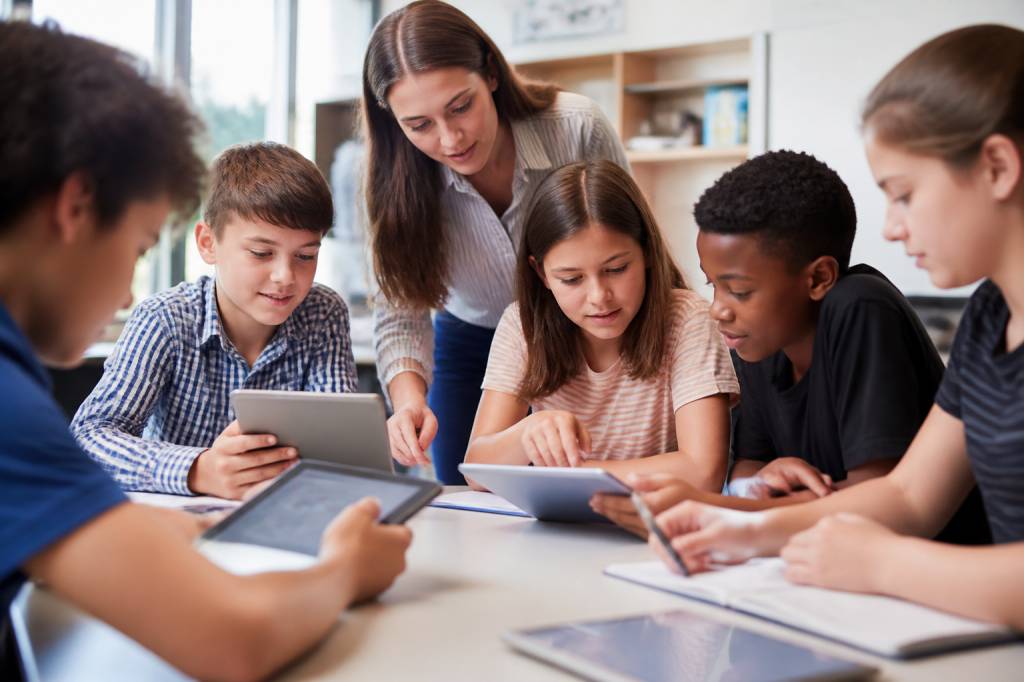 Communication digitale à l’école : stratégies, outils et bonnes pratiques